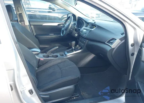 2018 Nissan Sentra S z USA, uszkodzony, nr VIN 3N1AB7APXJY292950